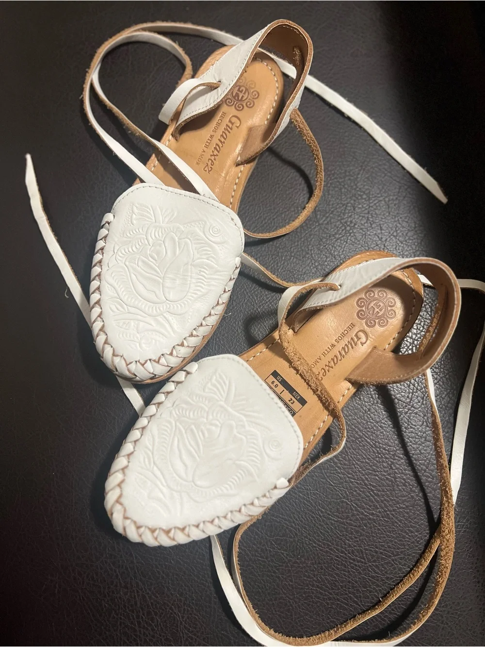 Guaraxez Rosalinda Lace-Up White Leather Flats.